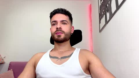 Maxi online show from January 2025 07:52:01 PM