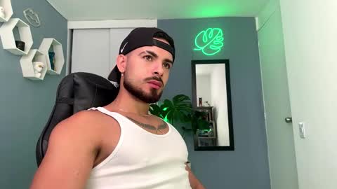 Maxi online show from October 2025 05:58:02 PM