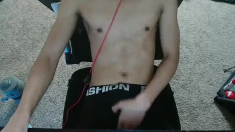 max online show from December 2025 01:54:02 AM