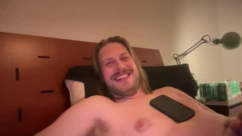 Max Watts online show from November 2025 12:33:01 AM