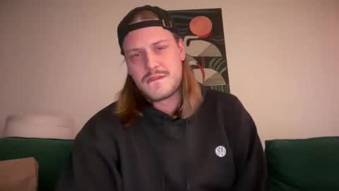 Max Watts online show from November 2025 09:36:02 PM