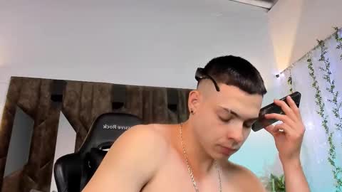 MAX online show from February 2025 11:14:02 PM