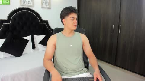 Snapshot of maxxicruz chatting on January 2025 11:01:02 AM Maxxi online show from January 2025 11:01:02 AM