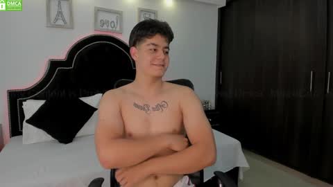 Snapshot of maxxicruz chatting on February 2025 03:12:02 AM Maxxi online show from February 2025 03:12:02 AM