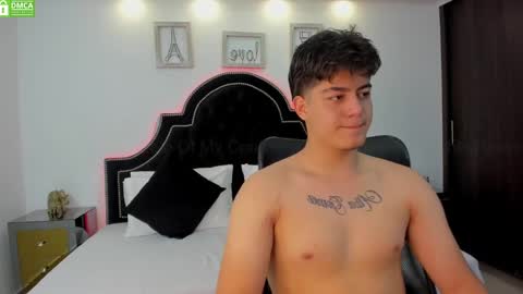 Snapshot of maxxicruz chatting on February 2025 10:17:02 PM Maxxi online show from February 2025 10:17:02 PM