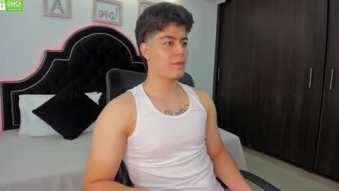 Snapshot of maxxicruz chatting on March 2025 01:45:01 AM Maxxi online show from March 2025 01:45:01 AM