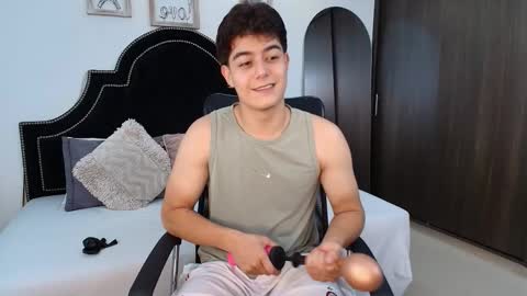 Snapshot of maxxicruz chatting on September 2025 01:27:02 AM Maxxi online show from September 2025 01:27:02 AM