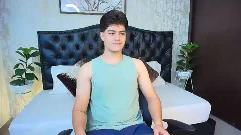 Snapshot of maxxicruz chatting on October 2025 03:59:02 AM Maxxi online show from October 2025 03:59:02 AM