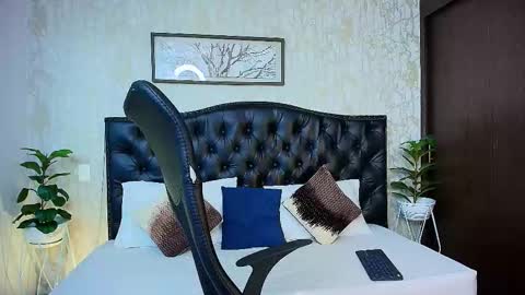 Snapshot of maxxicruz chatting on October 2025 04:33:01 AM Maxxi online show from October 2025 04:33:01 AM