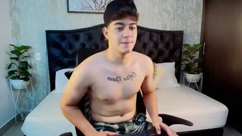 Snapshot of maxxicruz chatting on October 2025 06:21:01 AM Maxxi online show from October 2025 06:21:01 AM