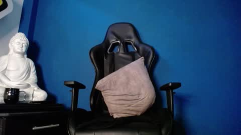 maxxxpowerful online show from October 2025 04:52:01 PM