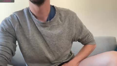 MaxXxurbate online show from April 2026 09:04:01 AM