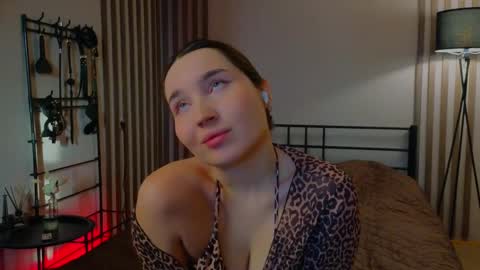 Snapshot of may_dani chatting on March 2025 04:58:02 AM Dani and May online show from March 2025 04:58:02 AM