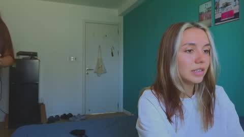 Snapshot of may_dani chatting on March 2026 08:25:01 AM Dani and May online show from March 2026 08:25:01 AM