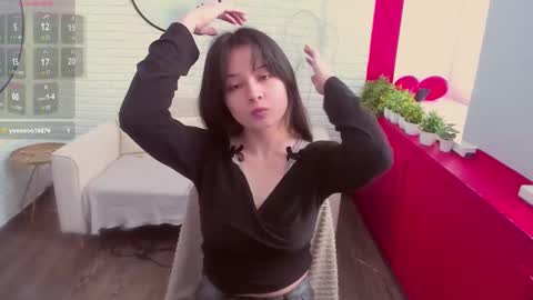 Snapshot of may_lings chatting on March 2026 10:51:01 AM may_lings online show from March 2026 10:51:01 AM