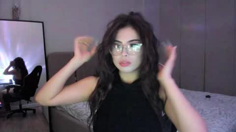 Snapshot of may_mia chatting on January 2026 02:27:02 AM Mia online show from January 2026 02:27:02 AM