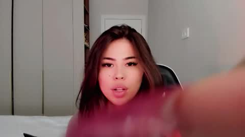 Snapshot of may_mia chatting on February 2026 05:49:02 AM Mia online show from February 2026 05:49:02 AM