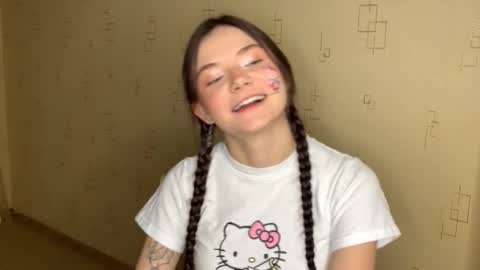 Snapshot of may_rollins chatting on November 2025 05:57:01 PM may online show from November 2025 05:57:01 PM