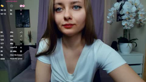 Snapshot of may_wow chatting on April 2026 10:45:02 AM Katrin online show from April 2026 10:45:02 AM