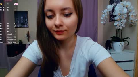 Snapshot of may_wow chatting on April 2026 09:10:01 AM Katrin online show from April 2026 09:10:01 AM