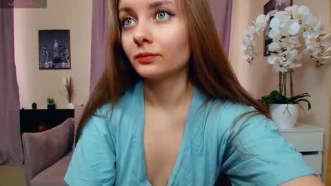 Snapshot of may_wow chatting on April 2026 10:38:02 AM Katrin online show from April 2026 10:38:02 AM