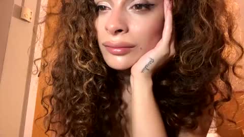 Snapshot of maya632713 chatting on December 2024 09:52:01 PM Maya transgirl online show from December 2024 09:52:01 PM