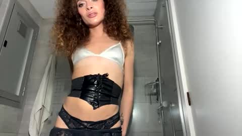Snapshot of maya632713 chatting on October 2025 07:27:01 PM Maya transgirl online show from October 2025 07:27:01 PM
