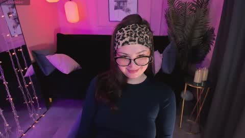 Maya online show from February 2026 02:04:02 PM