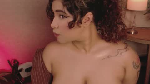 Snapshot of maya_house chatting on March 2026 04:20:02 AM maya_house online show from March 2026 04:20:02 AM