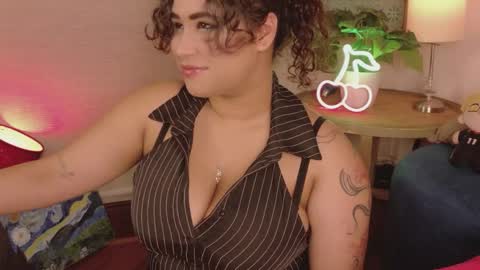 Snapshot of maya_house chatting on April 2026 04:46:02 AM maya_house online show from April 2026 04:46:02 AM