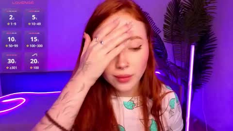 Snapshot of maya_light chatting on November 2025 02:00:02 AM Maya online show from November 2025 02:00:02 AM