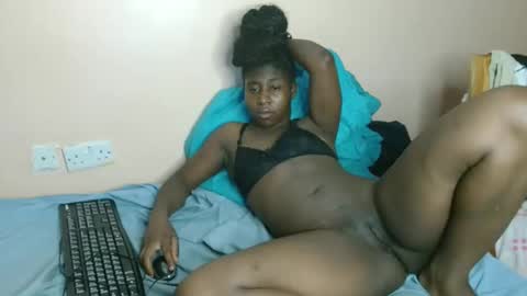 Snapshot of maya_nyla chatting on April 2026 04:03:02 AM Faith online show from April 2026 04:03:02 AM