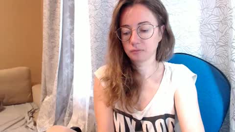 Snapshot of mayacateyes chatting on September 2025 04:05:02 AM Maya online show from September 2025 04:05:02 AM