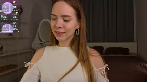 Snapshot of mayagreet chatting on November 2025 09:14:01 PM My name is Kara online show from November 2025 09:14:01 PM