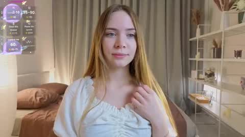 Snapshot of mayagreet chatting on November 2025 09:09:02 PM My name is Kara online show from November 2025 09:09:02 PM