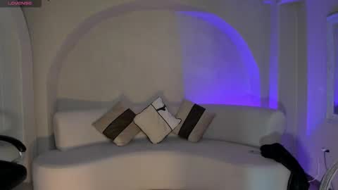 Maya online show from February 2026 03:49:02 AM