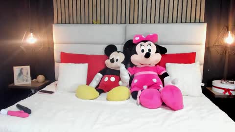 Nicolle Ruselle   Hello my lovely  schedule for great fun from  630 am and end 800 pm Colombian time I wait for you online show from March 2025 12:17:01 PM