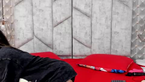 Nicolle Ruselle   Hello my lovely  schedule for great fun from  630 am and end 800 pm Colombian time I wait for you online show from December 2025 11:50:01 AM