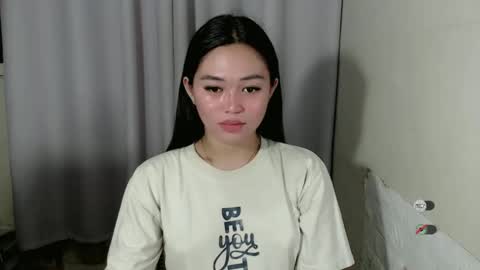 mayasally_ online show from January 2025 09:44:02 AM