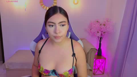 Maya Vexx online show from May 2026 02:55:02 PM