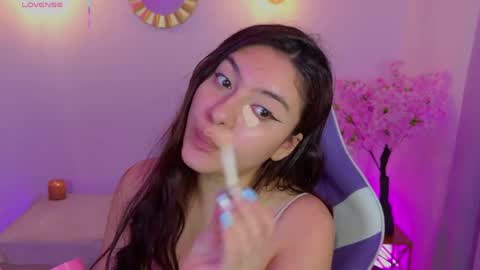 Maya Vexx online show from May 2026 03:42:01 PM