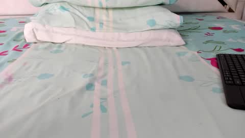 Maybelline69 online show from October 2025 07:01:02 PM