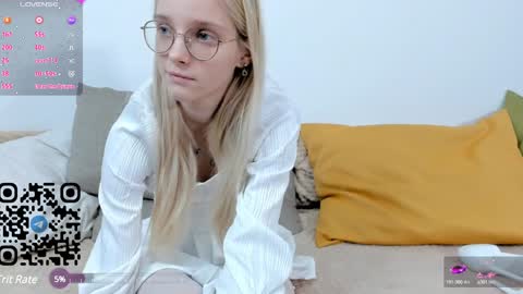 Snapshot of maydaguy chatting on December 2024 12:38:02 PM Megan online show from December 2024 12:38:02 PM