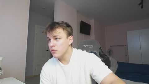 Snapshot of maygly chatting on March 2026 06:10:01 AM Slava and Alextatto online show from March 2026 06:10:01 AM