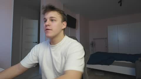 Snapshot of maygly chatting on March 2026 05:26:02 AM Slava and Alextatto online show from March 2026 05:26:02 AM