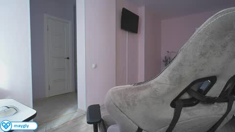 Snapshot of maygly chatting on March 2026 09:01:02 AM Slava and Alextatto online show from March 2026 09:01:02 AM