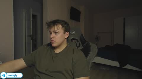 Snapshot of maygly chatting on March 2026 03:16:01 PM Slava and Alextatto online show from March 2026 03:16:01 PM