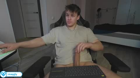 Snapshot of maygly chatting on March 2026 06:13:02 AM Slava and Alextatto online show from March 2026 06:13:02 AM