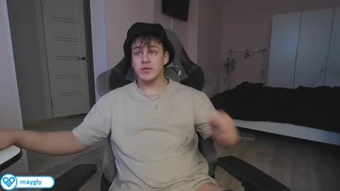 Snapshot of maygly chatting on March 2026 07:20:02 AM Slava and Alextatto online show from March 2026 07:20:02 AM