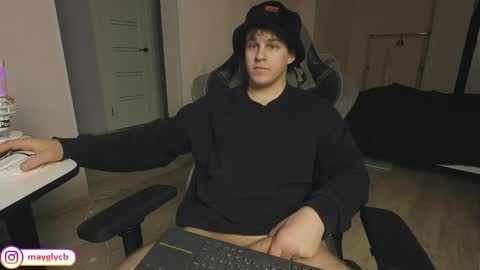 Snapshot of maygly chatting on April 2026 02:31:01 AM Slava and Alextatto online show from April 2026 02:31:01 AM